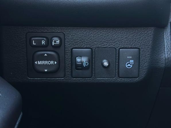 Toyota RAV4 IV (XA40) Рестайлинг с пробегом 2016 года, цена 2 249 000 рублей, 123511 км, внедорожник, Автокод Объявления