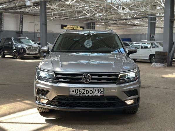 Volkswagen Tiguan II с пробегом 2018 года, цена 2 690 000 рублей, 129949 км, внедорожник, Автокод Объявления