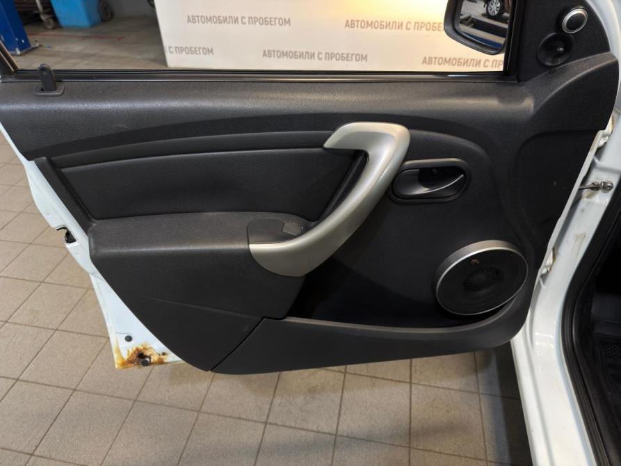 Renault Sandero I Санкт-Петербург  - изображение 13