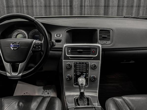 Volvo S60 II с пробегом 2012 года, цена 920 000 рублей, 180903 км, седан, Автокод Объявления