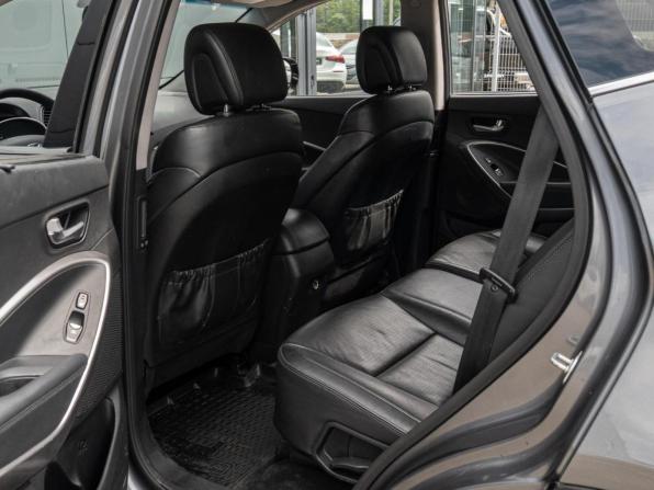 Hyundai Santa Fe III с пробегом 2013 года, цена 1 940 000 рублей, 200285 км, внедорожник, Автокод Объявления