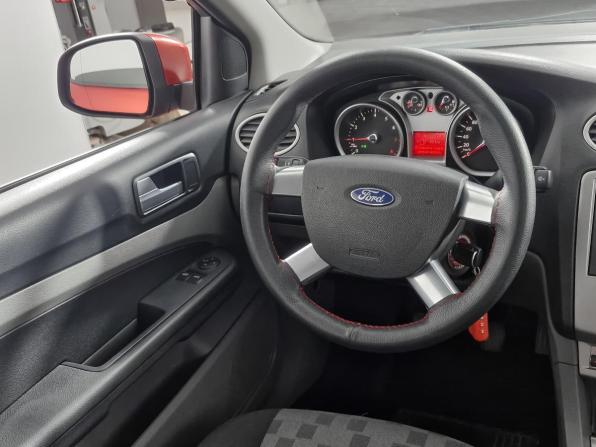 Ford Focus II Рестайлинг с пробегом 2009 года, цена 459 000 рублей, 211201 км, седан, Автокод Объявления