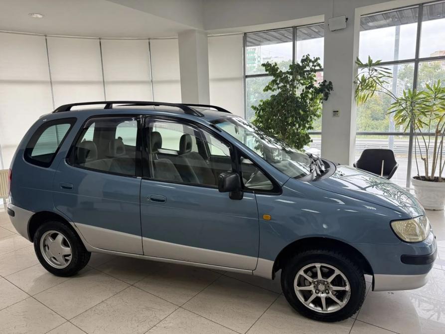 Toyota Corolla Spacio I Москва  - изображение 4