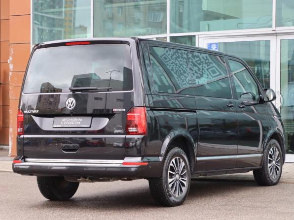 Volkswagen Multivan T6 Рестайлинг с пробегом 2021 года, цена 4 650 000 рублей, 231261 км, минивэн, Автокод Объявления