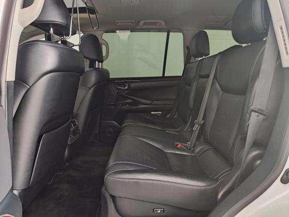 Lexus LX III Рестайлинг с пробегом 2013 года, цена 4 270 000 рублей, 351021 км, внедорожник, Автокод Объявления