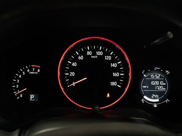 Honda Vezel I с пробегом 2017 года, цена 1 855 000 рублей, 102810 км, внедорожник, Автокод Объявления