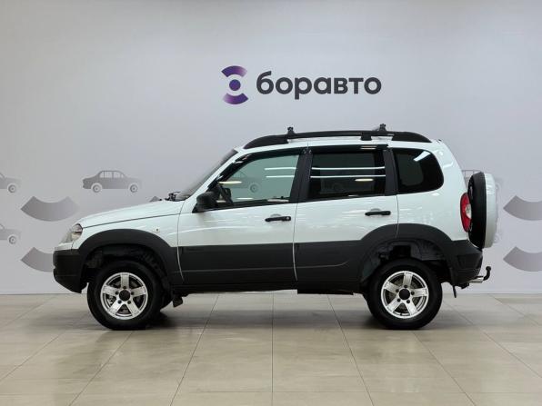 Chevrolet Niva I Рестайлинг с пробегом 2019 года, цена 860 000 рублей, 99878 км, внедорожник, Автокод Объявления