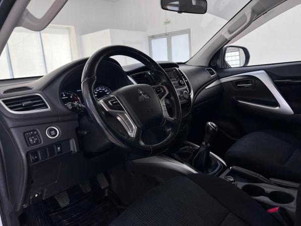 Mitsubishi Pajero Sport III с пробегом 2018 года, цена 2 675 000 рублей, 155257 км, внедорожник, Автокод Объявления
