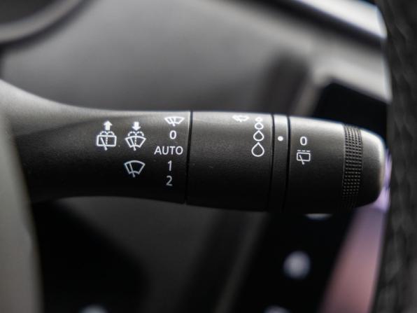 Renault Duster II с пробегом 2021 года, цена 1 373 000 рублей, 116109 км, внедорожник, Автокод Объявления
