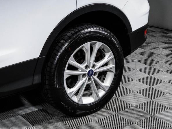 Ford Kuga II Рестайлинг с пробегом 2018 года, цена 1 780 000 рублей, 64724 км, внедорожник, Автокод Объявления