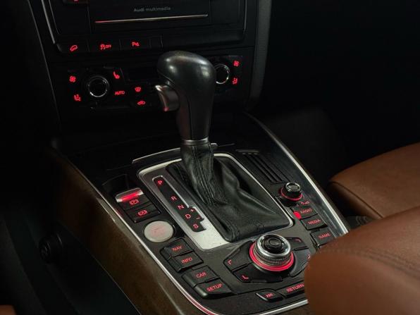 Audi Q5 I (8R) с пробегом 2010 года, цена 970 000 рублей, 231295 км, внедорожник, Автокод Объявления