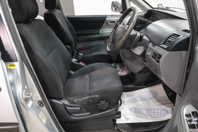Toyota Voxy I (R60) с пробегом 2006 года, цена 1 149 000 рублей, 282000 км, компактвэн, Автокод Объявления