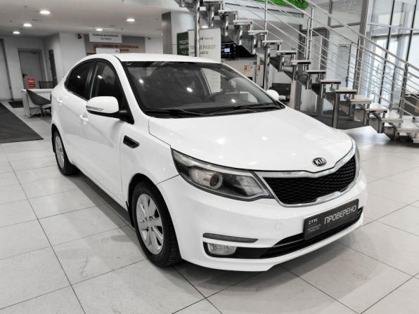 Kia Rio III Рестайлинг с пробегом 2015 года, цена 799 000 рублей, 225010 км, седан, Автокод Объявления