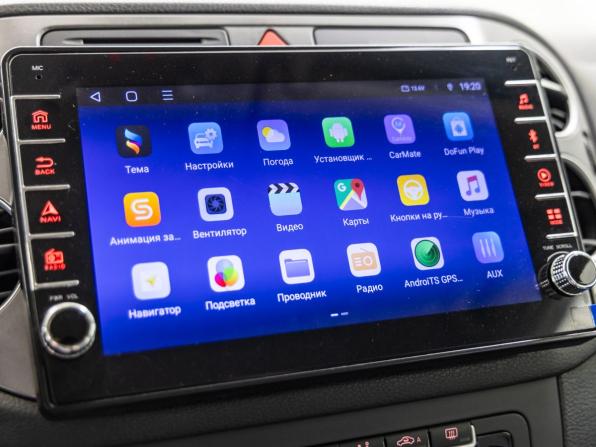 Volkswagen Tiguan I с пробегом 2010 года, цена 928 000 рублей, 176994 км, внедорожник, Автокод Объявления
