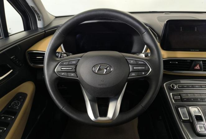 Hyundai Santa Fe IV Рестайлинг с пробегом 2021 года, цена 3 315 000 рублей, 129158 км, внедорожник, Автокод Объявления