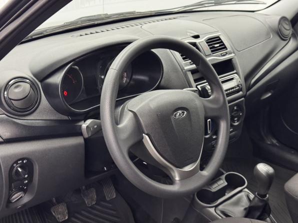 Lada (ВАЗ) Granta I Рестайлинг с пробегом 2024 года, цена 890 000 рублей, 31331 км, седан, Автокод Объявления