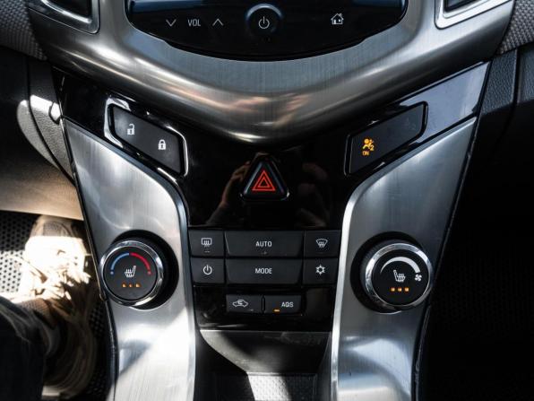 Chevrolet Cruze I Рестайлинг с пробегом 2013 года, цена 848 000 рублей, 179263 км, седан, Автокод Объявления