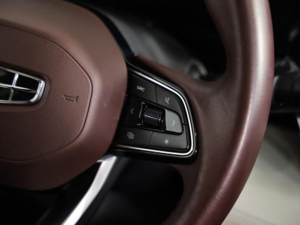 Geely Monjaro I с пробегом 2023 года, цена 3 399 000 рублей, 37045 км, внедорожник, Автокод Объявления