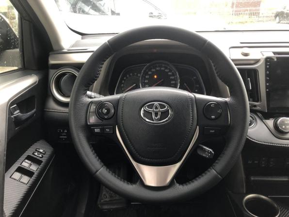Toyota RAV4 IV (XA40) с пробегом 2014 года, цена 2 099 000 рублей, 143500 км, внедорожник, Автокод Объявления