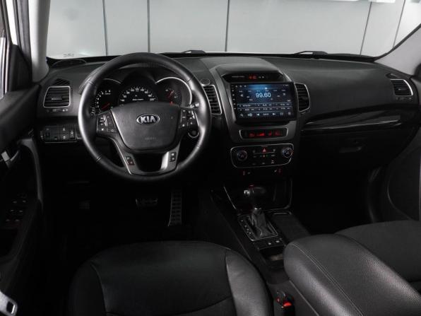 Kia Sorento II Рестайлинг с пробегом 2015 года, цена 1 950 000 рублей, 134459 км, внедорожник, Автокод Объявления