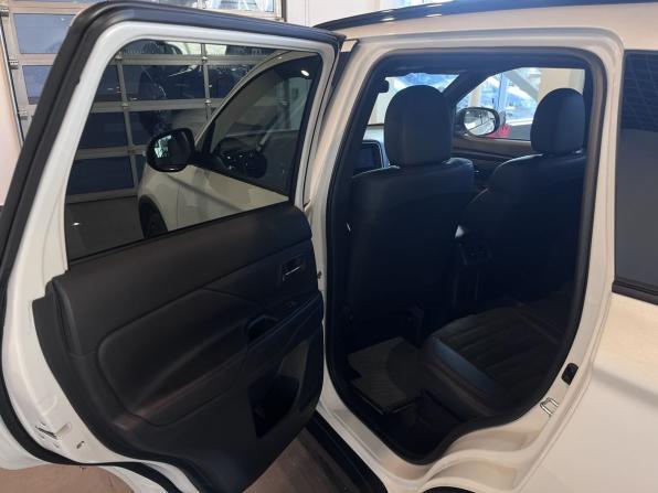Mitsubishi Outlander III Рестайлинг 3 с пробегом 2022 года, цена 3 135 000 рублей, 31744 км, внедорожник, Автокод Объявления