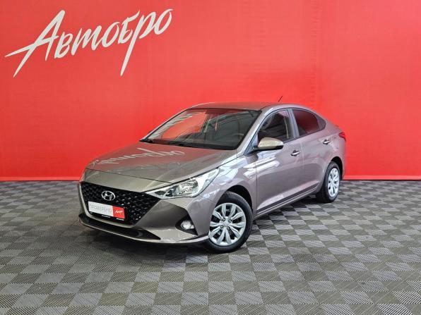 Hyundai Solaris II Рестайлинг с пробегом 2021 года, цена 1 585 000 рублей, 75315 км, седан, Автокод Объявления