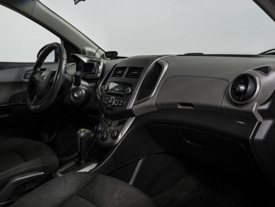 Chevrolet Aveo II Москва  - изображение 11