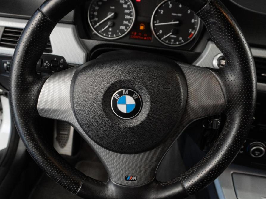 BMW 3 серии V (E90/E91/E92/E93) Рестайлинг Тюмень  - изображение 12