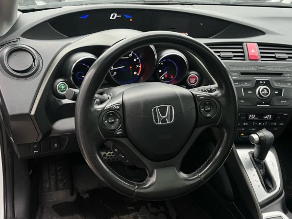 Honda Civic IX с пробегом 2012 года, цена 1 290 000 рублей, 87000 км, хэтчбек, Автокод Объявления