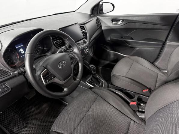 Hyundai Solaris II Рестайлинг с пробегом 2021 года, цена 1 570 000 рублей, 119799 км, седан, Автокод Объявления