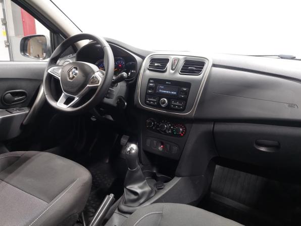 Renault Sandero II Рестайлинг с пробегом 2020 года, цена 990 000 рублей, 81400 км, хэтчбек, Автокод Объявления