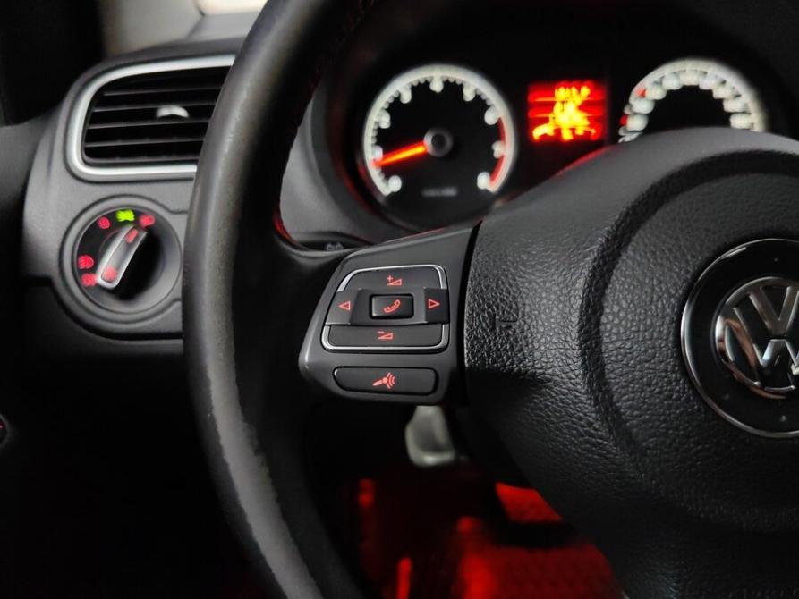 Volkswagen Polo V Подольск  - изображение 17