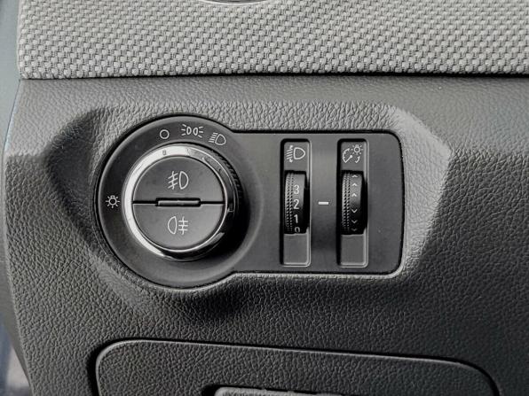 Chevrolet Cruze I Рестайлинг с пробегом 2012 года, цена 800 000 рублей, 140272 км, хэтчбек, Автокод Объявления