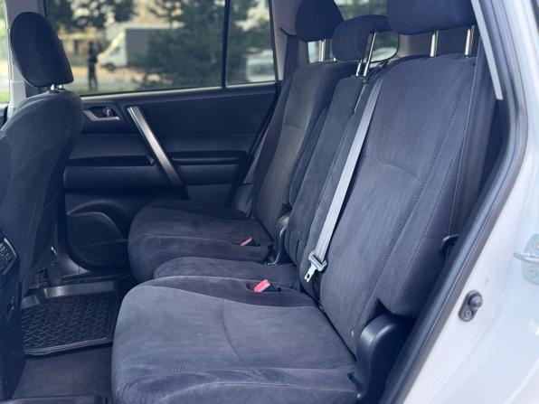 Toyota Highlander II (XU40) Рестайлинг с пробегом 2012 года, цена 1 830 000 рублей, 211785 км, внедорожник, Автокод Объявления