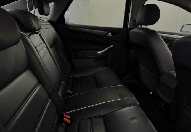 Ford Mondeo IV Рестайлинг с пробегом 2011 года, цена 950 000 рублей, 168174 км, хэтчбек, Автокод Объявления