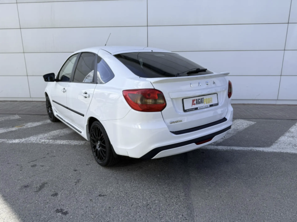 Lada (ВАЗ) Granta I с пробегом 2018 года, цена 590 000 рублей, 136523 км, лифтбек, Автокод Объявления