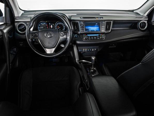 Toyota RAV4 IV (XA40) Рестайлинг с пробегом 2018 года, цена 2 456 000 рублей, 103635 км, внедорожник, Автокод Объявления