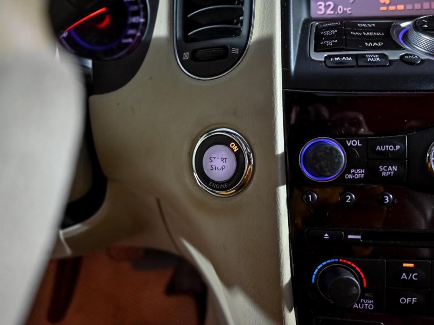 Infiniti EX I (J50) Екатеринбург  - изображение 17