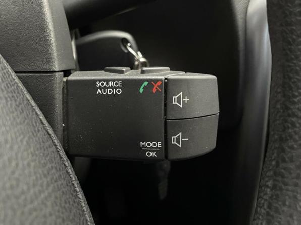 Renault Duster I с пробегом 2013 года, цена 945 000 рублей, 90823 км, внедорожник, Автокод Объявления