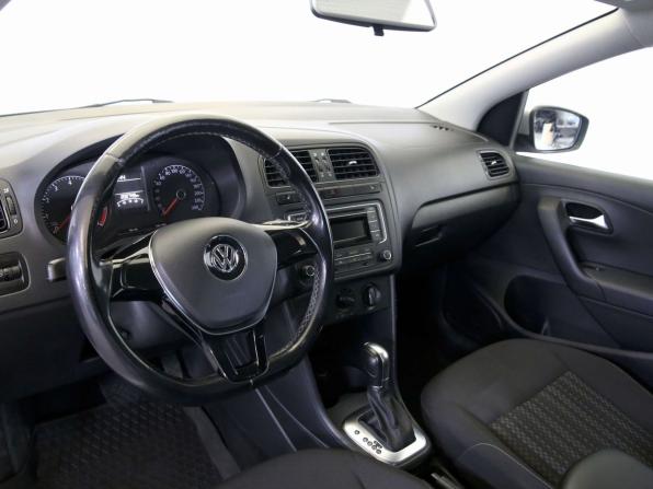 Volkswagen Polo V Рестайлинг с пробегом 2015 года, цена 745 000 рублей, 202721 км, седан, Автокод Объявления