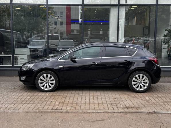 Opel Astra J с пробегом 2010 года, цена 700 000 рублей, 175297 км, хэтчбек, Автокод Объявления