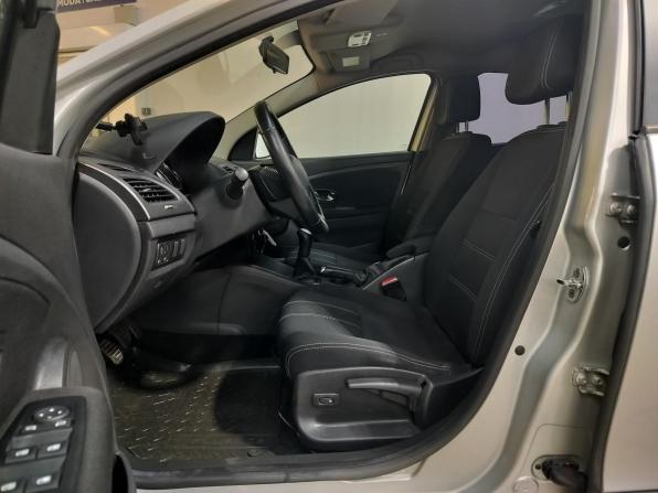 Renault Fluence I Рестайлинг с пробегом 2013 года, цена 570 000 рублей, 318695 км, седан, Автокод Объявления
