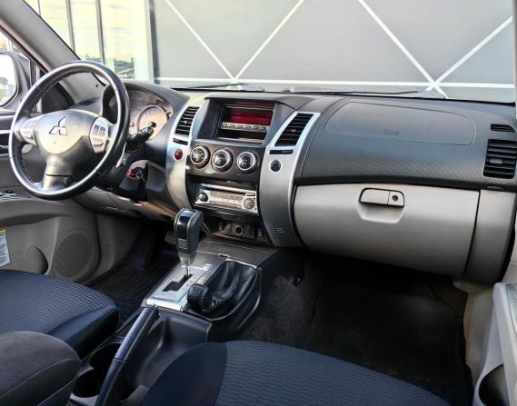 Mitsubishi Pajero Sport II Рестайлинг с пробегом 2013 года, цена 1 322 000 рублей, 194655 км, внедорожник, Автокод Объявления