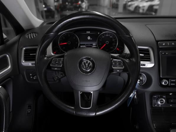 Volkswagen Touareg II Рестайлинг с пробегом 2016 года, цена 3 070 000 рублей, 177111 км, внедорожник, Автокод Объявления