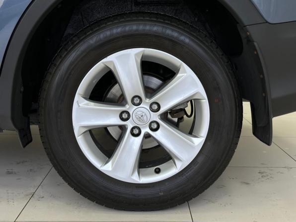 Toyota RAV4 IV (XA40) с пробегом 2013 года, цена 2 240 000 рублей, 125949 км, внедорожник, Автокод Объявления