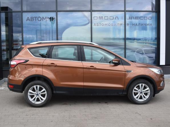 Ford Kuga II Рестайлинг с пробегом 2018 года, цена 1 670 000 рублей, 123735 км, внедорожник, Автокод Объявления