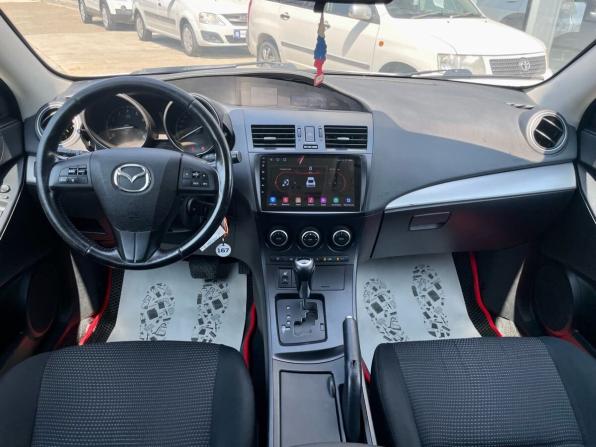 Mazda 3 II (BL) Рестайлинг с пробегом 2012 года, цена 799 000 рублей, 196000 км, седан, Автокод Объявления