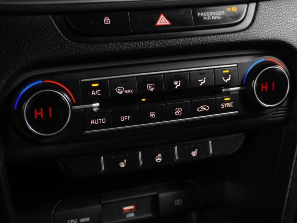Kia Ceed III с пробегом 2021 года, цена 1 879 000 рублей, 107167 км, универсал, Автокод Объявления