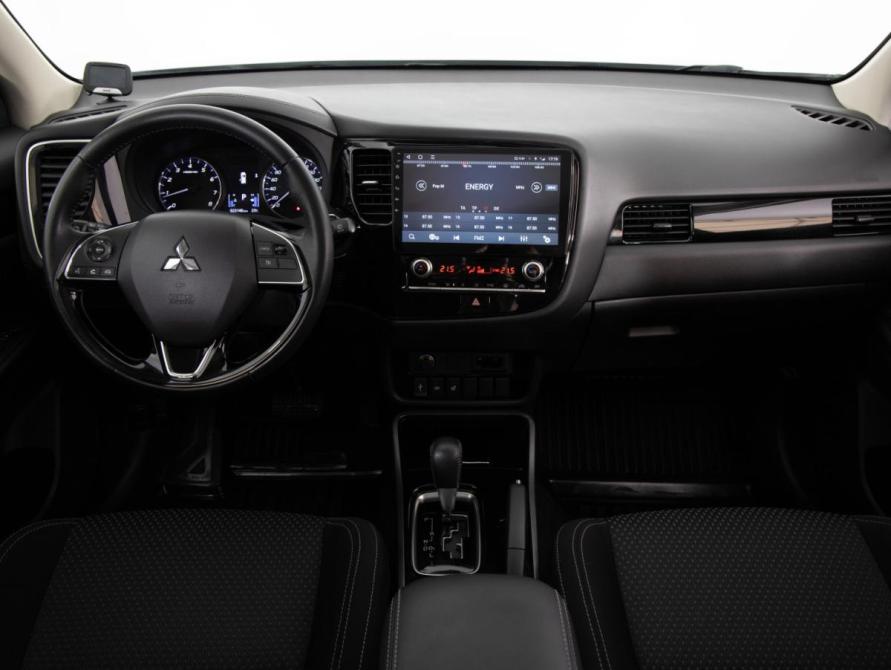 Mitsubishi Outlander III Рестайлинг 3 Санкт-Петербург  - изображение 10