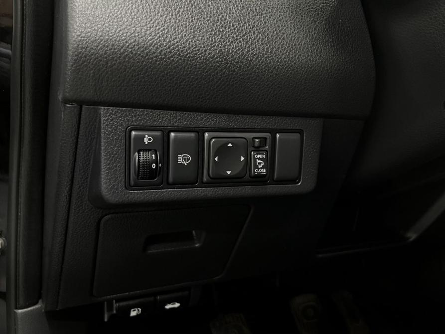 Nissan Tiida I Рестайлинг Тверь  - изображение 19